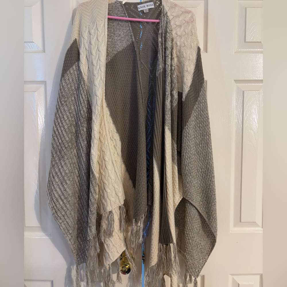 Knox Rose Cream and Gray Poncho